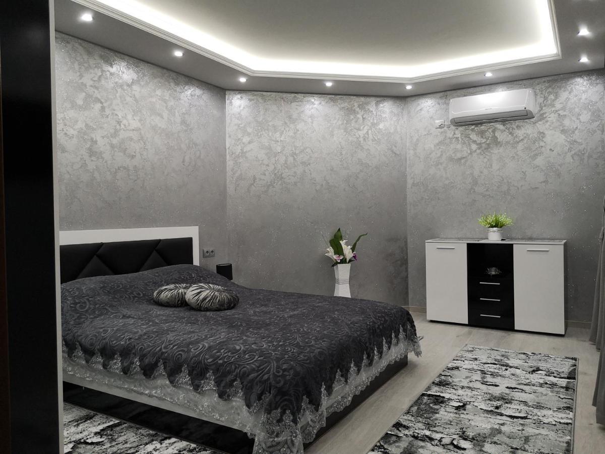 City Apartments - A Brand New Luxury & Comfy 2 Asenovgrad Esterno foto